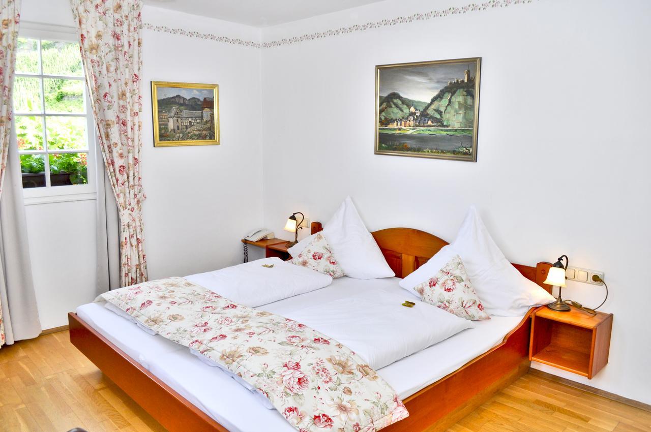 Altes Zollhaus Bed and Breakfast Beilstein  Exteriör bild